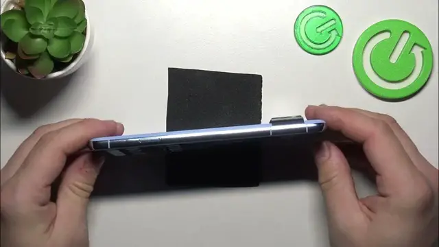 Video thumbnail for Does Google Pixel 8 Pro have SD Card input?