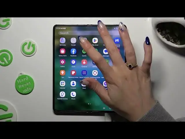 Video thumbnail for How to Clone Apps on Samsung Galaxy Fold5 5G?