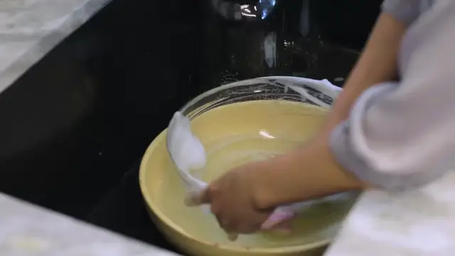 Video thumbnail for 19.Fermented Sour Cabbage Recipe (1080p 30fps)