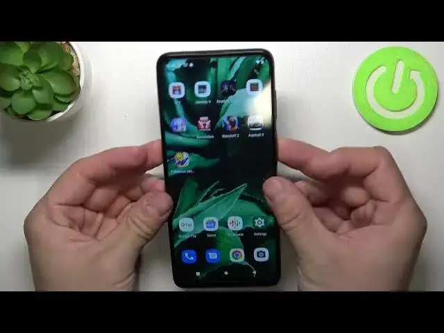 Video thumbnail for How to Connect Wired Headphones to the MOTOROLA Moto G22