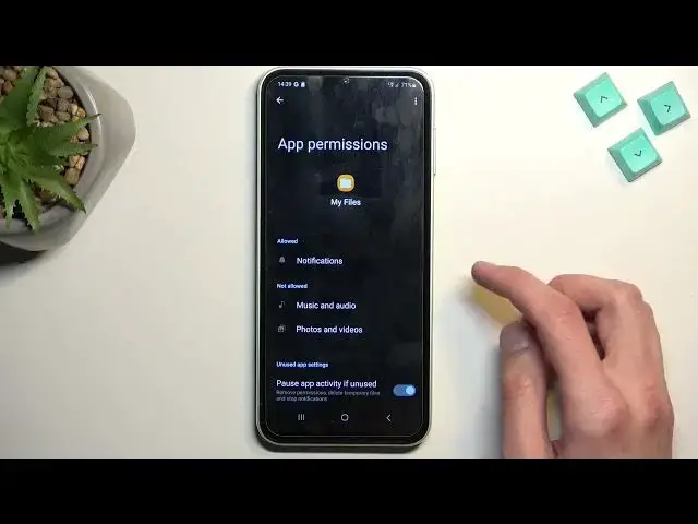 'Video thumbnail for SAMSUNG Galaxy A14 Format SD Card / Erase Memory Card'