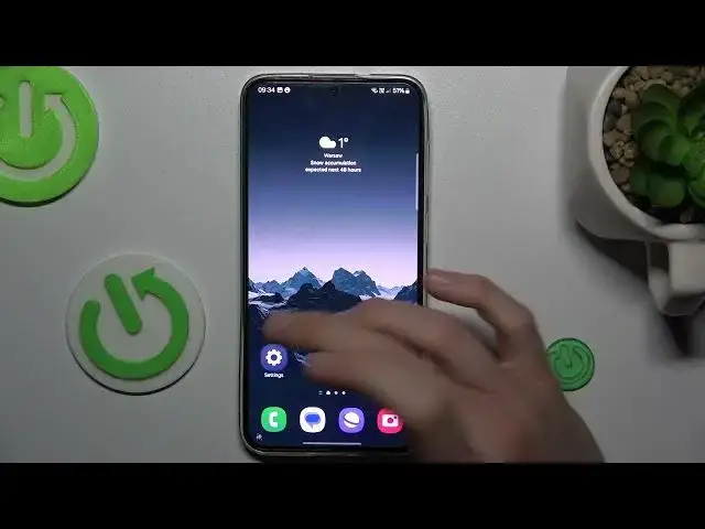 'Video thumbnail for How to See the Available Storage Amount on SAMSUNG Galaxy S24+'