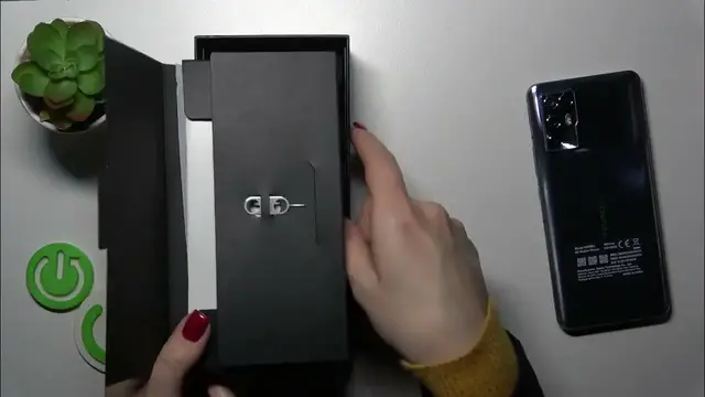 Video thumbnail for ZTE Nubia RedMagic 6R All Box Accessories