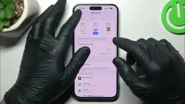 Video thumbnail for How to Remove Notification Dots from iPhone 15 Plus Home Screen Icons?