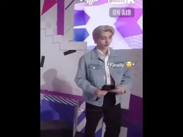 'Video thumbnail for They’re so done with being MCs 🤣 #enhypen #ive #sunghoon #wonyoung'