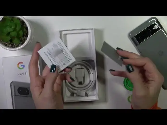 Video thumbnail for Google Pixel 8 - All Box Accessories