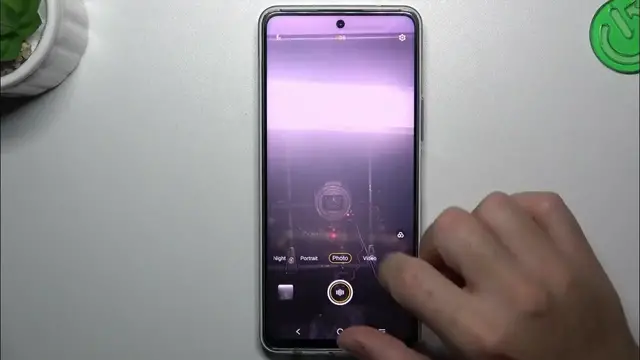 Video thumbnail for Personalize Your Shots: How to Customize Watermark on Vivo Y200