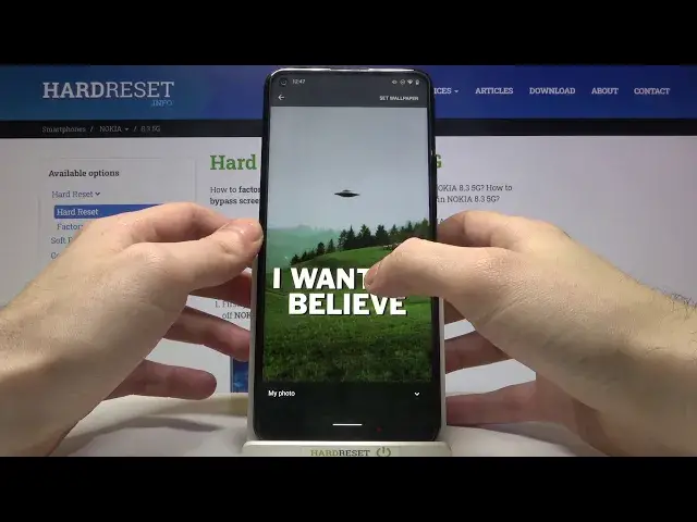'Video thumbnail for How to Change Wallpaper on Nokia 8.3 5G - Set Up Home Screen Picture'