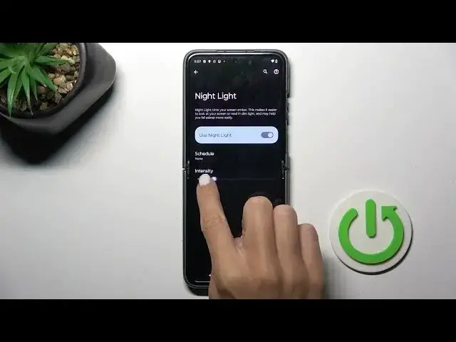 Video thumbnail for How to Enable Eye Comfort Mode in MOTOROLA Razr 40 – Find Eye Protection Mode
