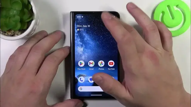 Video thumbnail for Does GOOGLE Pixel Fold Have Screen Mirroring – Screen Mirror Feature