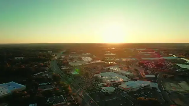 Video thumbnail for Why Billionaires Are Desperate To Live In Florida