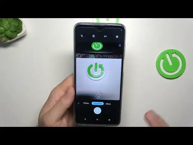 'Video thumbnail for How to Take 50MP Photos on MOTOROLA Moto G32 - Entering the High Resolution Mode in Camera'