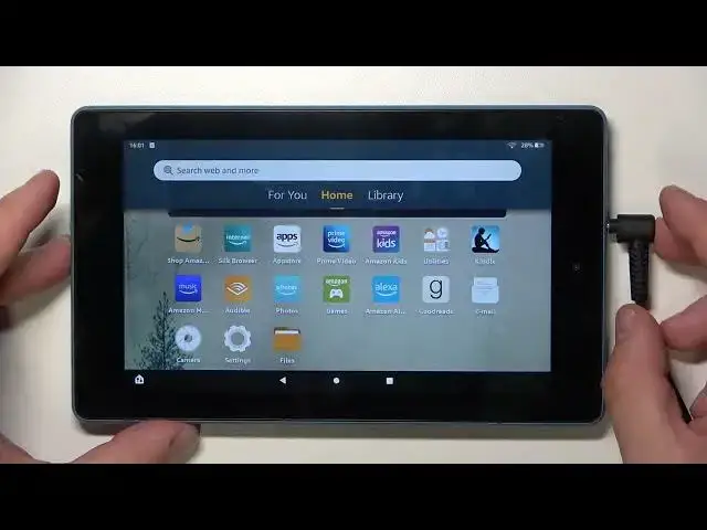 Video thumbnail for Amazon Fire 7 - How To Connect Headphones