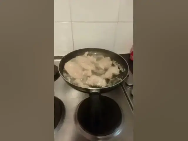 Video thumbnail for when you are a boring starting cooking my job is a cook for real