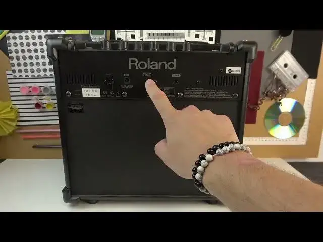 Video thumbnail for CONNECT HEADPHONES - How to Connect Headphones to ROLAND CUBE-10GX | Where is Headphones Jack?