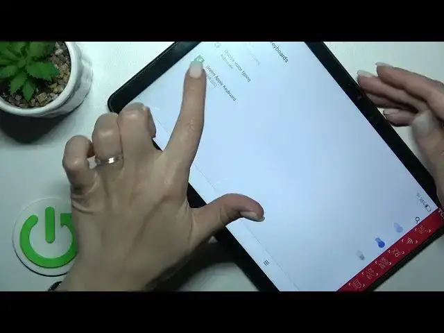 Video thumbnail for How to Install iPhone Keyboard on TCL 10 TAB – Green Apple Keyboard App