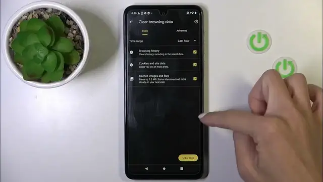 Video thumbnail for How to Clear Browsing Data on MOTOROLA Moto G54?