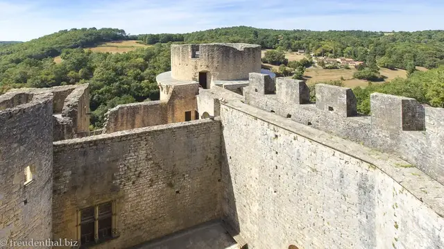 Video thumbnail for Château de Bonaguil bei Cahors | Midi-Pyrénées