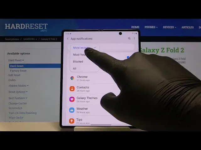 'Video thumbnail for How to Personalize Notifications in Samsung Galaxy Z Fold 2 - Notification Customization'