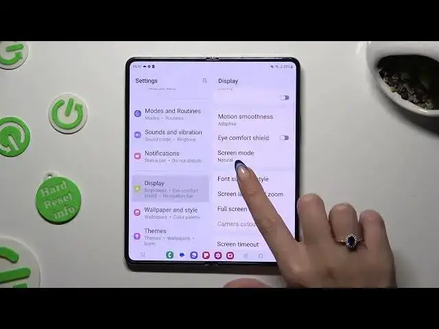 'Video thumbnail for How to Change Font Size on Samsung Galaxy Z Fold 5 - Adjust Font Size'