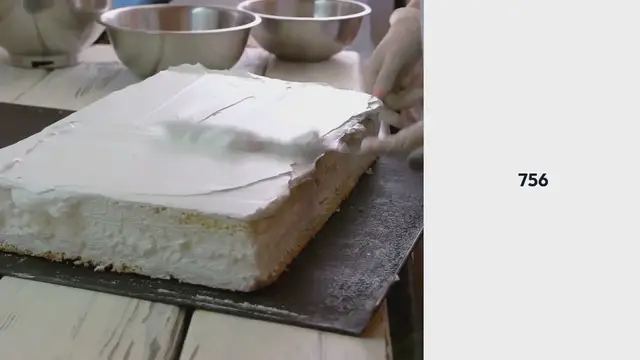 Video thumbnail for Crack Cake