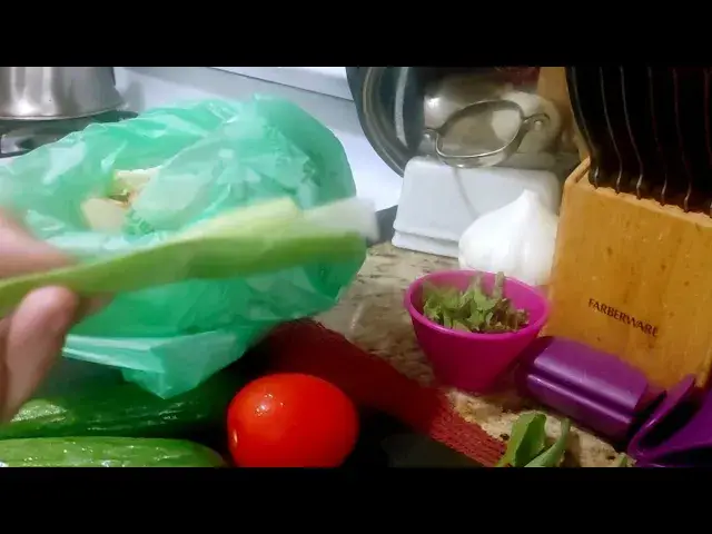 Video thumbnail for Countertop Organics Compost Container