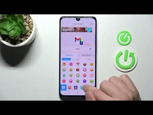Video thumbnail for How to Change Icons Shape and Design on the TCL 30 - X Icon Changer App