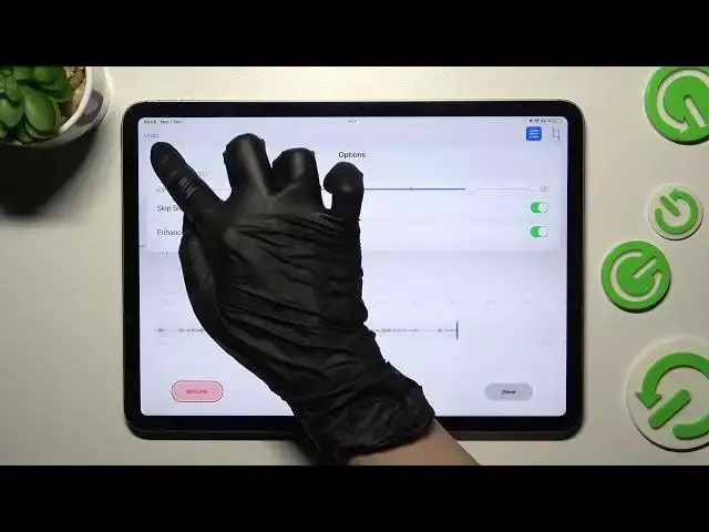 Video thumbnail for How to Use the Voice Memos Tool on the iPad Pro 11'' 2022 - Record Sound & Voice