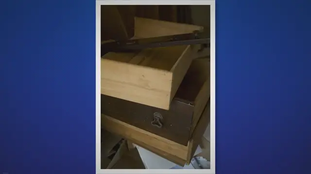 Video thumbnail for How to Refinish Your Veneer Table Top?