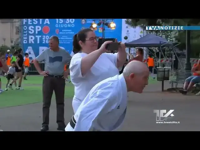 Video thumbnail for Adrano. La Festa dello Sport 2026. Alla villa comunale continua lo spettacolo delle varie discipline