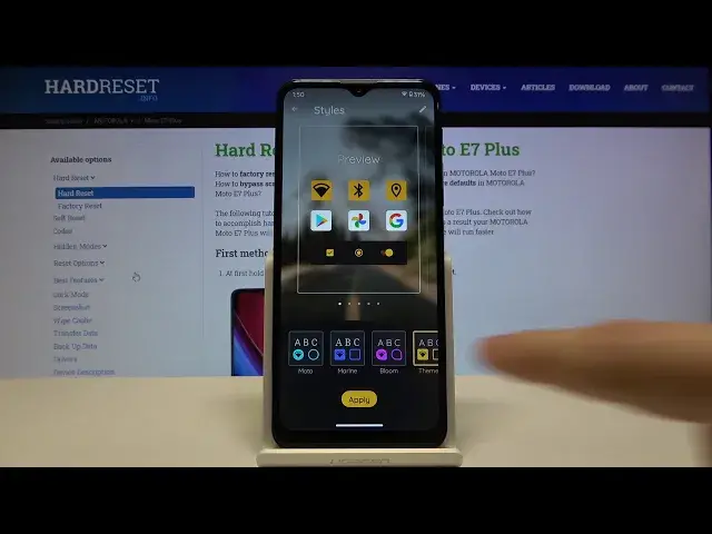 'Video thumbnail for How to Change Font Size in Motorola Moto E7 Plus – Update Font Style'