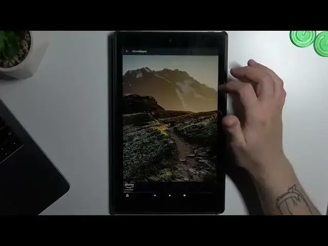Video thumbnail for How to Change the Background on Amazon Tablet? Customize / Adjust / Set New Screen Wallpaper!