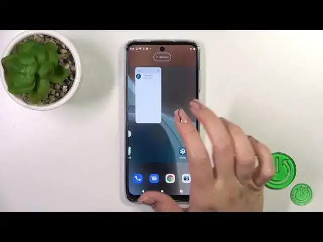 Video thumbnail for How to Manage Home Screen Widgets on MOTOROLA Moto G32