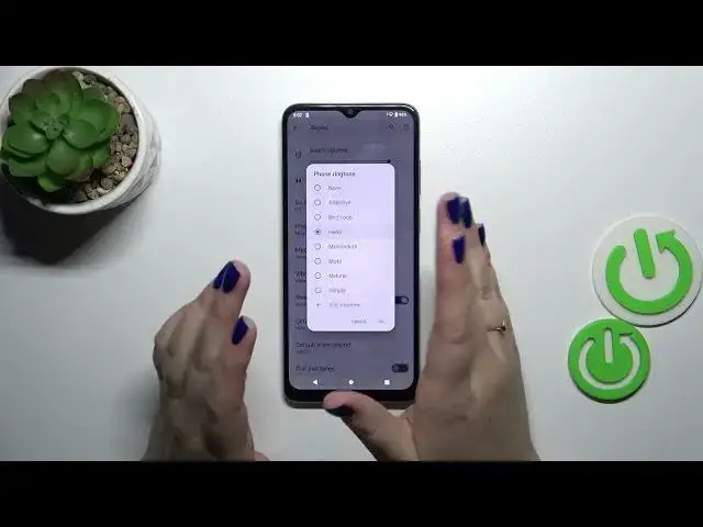 'Video thumbnail for How to Change the Ringtone Sound on MOTOROLA Moto E22i'