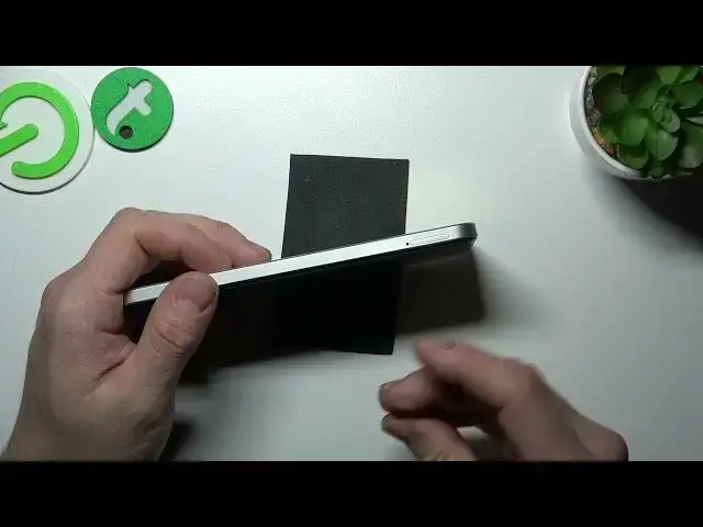 'Video thumbnail for Realme 10 - Does it have SD Card Slot'