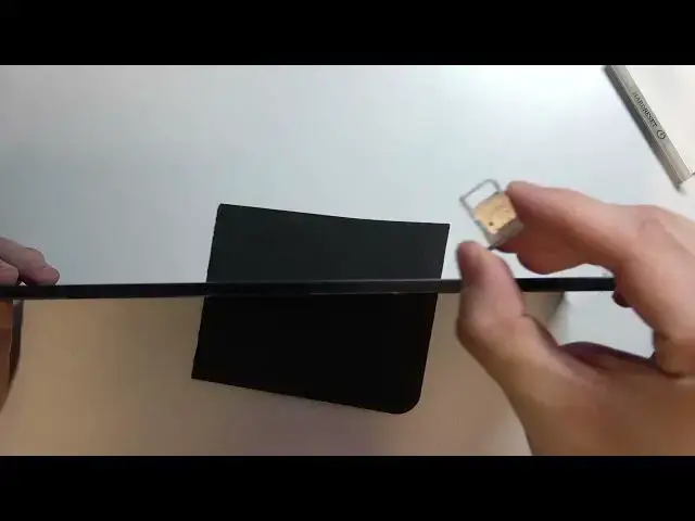 'Video thumbnail for Does the Samsung Galaxy Tab S8 Ultra have SD Card Slot?'