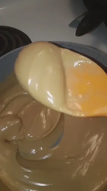 Video thumbnail for Peanut Butter Confetti Squares!