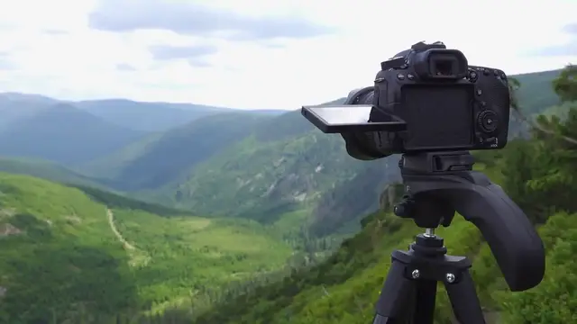 Video thumbnail for Bestview S5 Field Monitor: Your Camera's New Best Friend