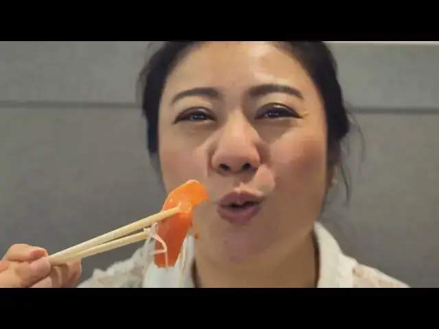 'Video thumbnail for Top 10 Must Do Things in Japan'
