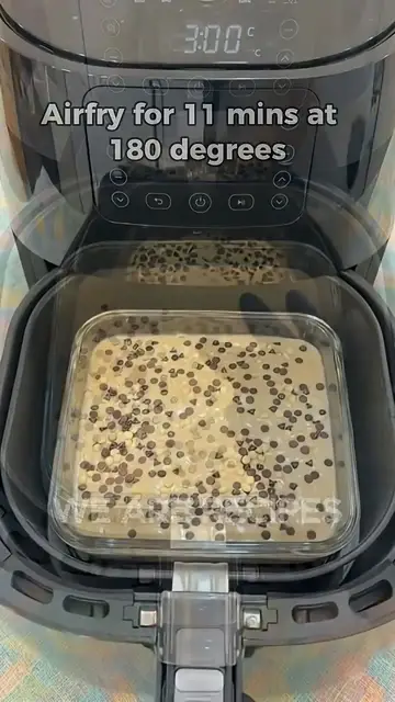 Video thumbnail for Healthy Oats Banana Cake Recipe in Air Fryer #shorts #viral #trending #ytshorts