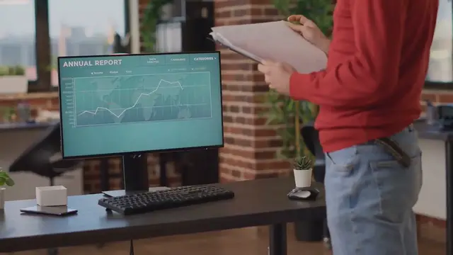 Video thumbnail for  Fundamental Analysis for Traders: Understanding Earnings Reports, Economic Indicators, and News Events