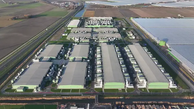 Video thumbnail for Oracle-TikTok_Cloud_Partnership_Impact