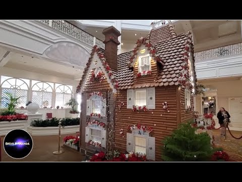 Video thumbnail for Grand Floridian Gingerbread House - Tron Construction - Haunted Mansion -Jingle Cruise