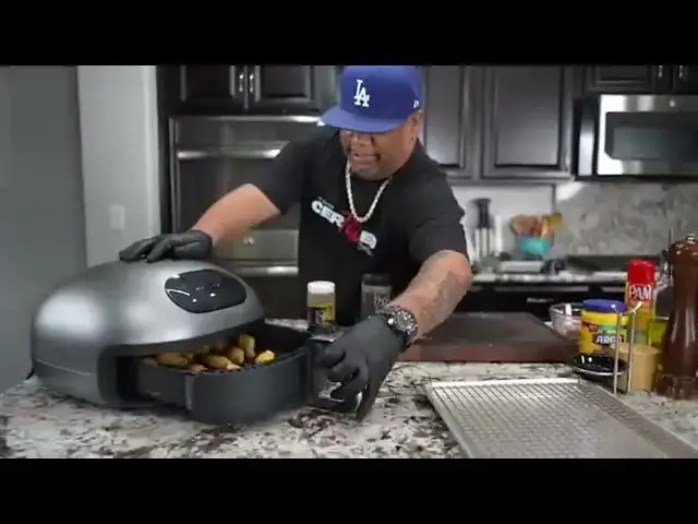 'Video thumbnail for The Secret Behind CRISPY Air Fryer Chicken Wings'