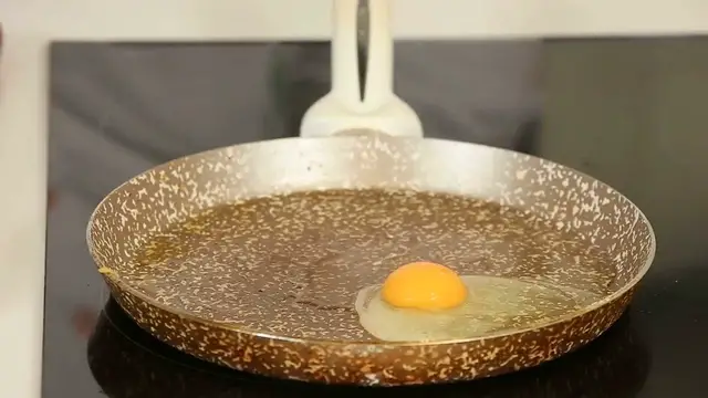 Video thumbnail for Crispy Fried Poached Eggs – The Best of Both Worlds!