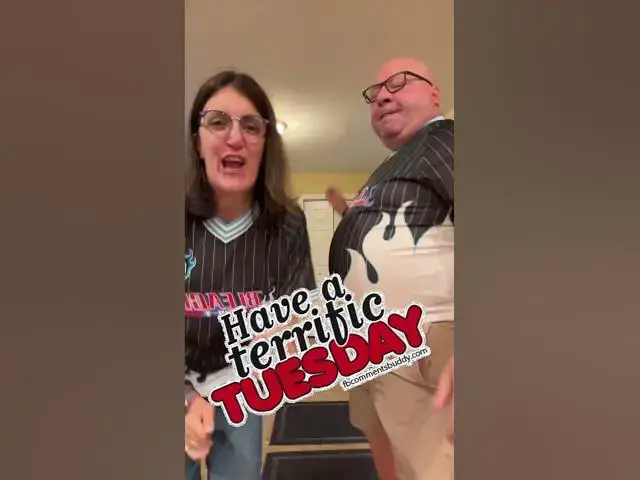 Video thumbnail for Ichigo Shirts & Dance Moves!