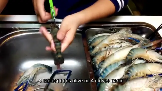 Video thumbnail for _Garlic Prawns Recipe