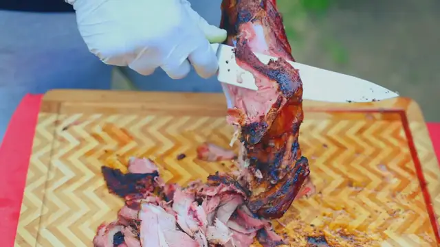 Video thumbnail for Greek Salad with Lamb recipe