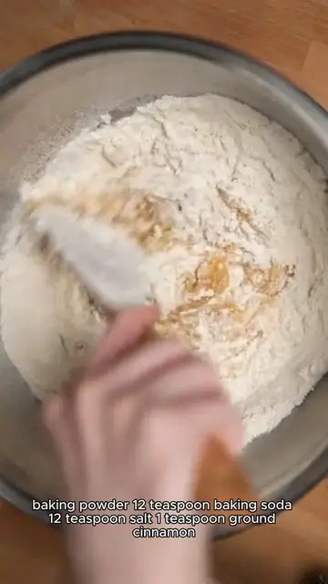 Video thumbnail for zucchini bread recipe moist