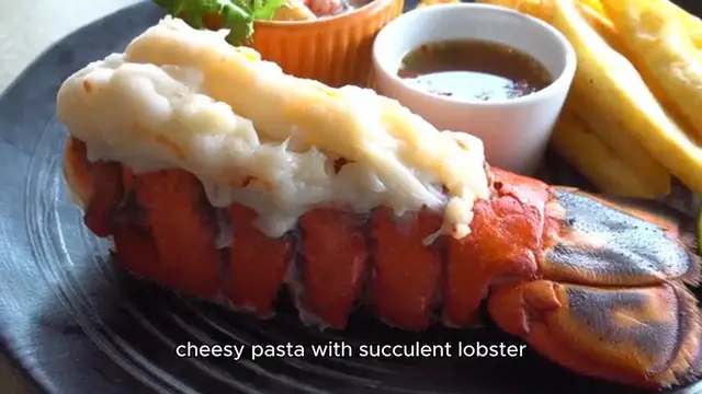 Video thumbnail for lobster mac and cheese recipe